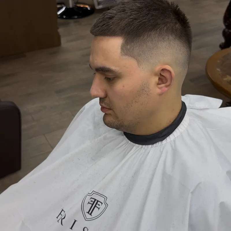 Frisor barbershop haircut