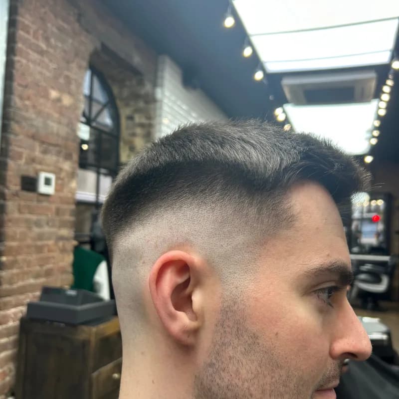 Frisor barbershop haircut